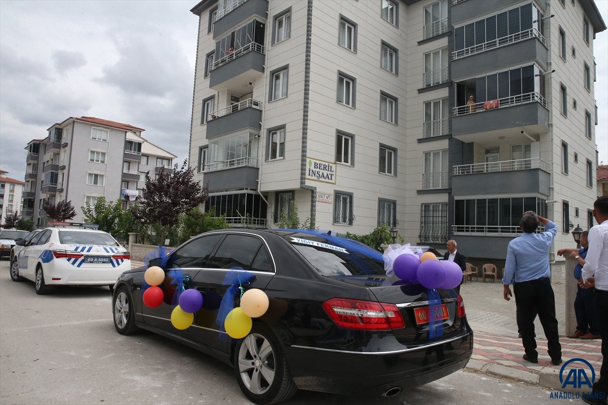 Tokat ta vali şehit çocuğuna makam aracını tahsis etti #3