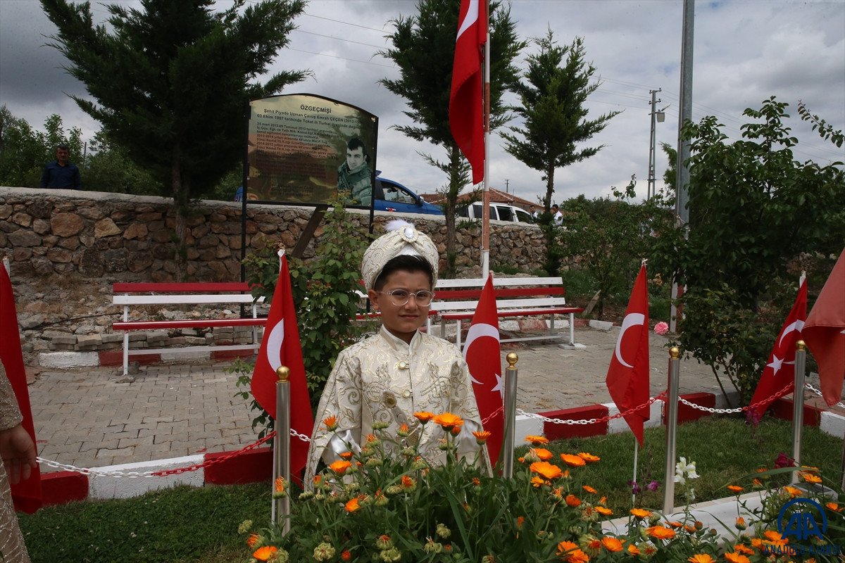 Tokat ta vali şehit çocuğuna makam aracını tahsis etti #2