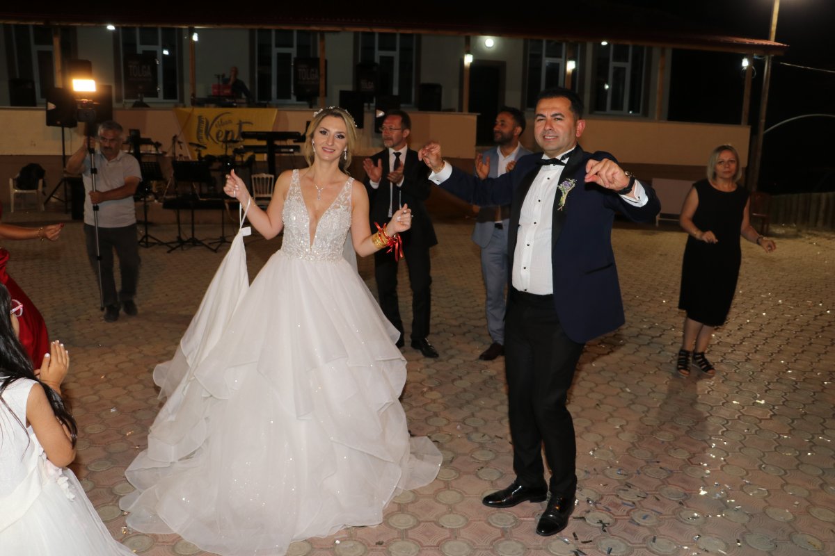 Amerikalı gelin Acaru, Amasya da dünyaevine girdi #3