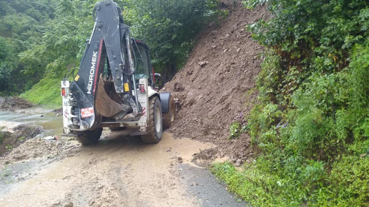 Ordu’da 2 günde 304 noktada heyelan meydana geldi #3