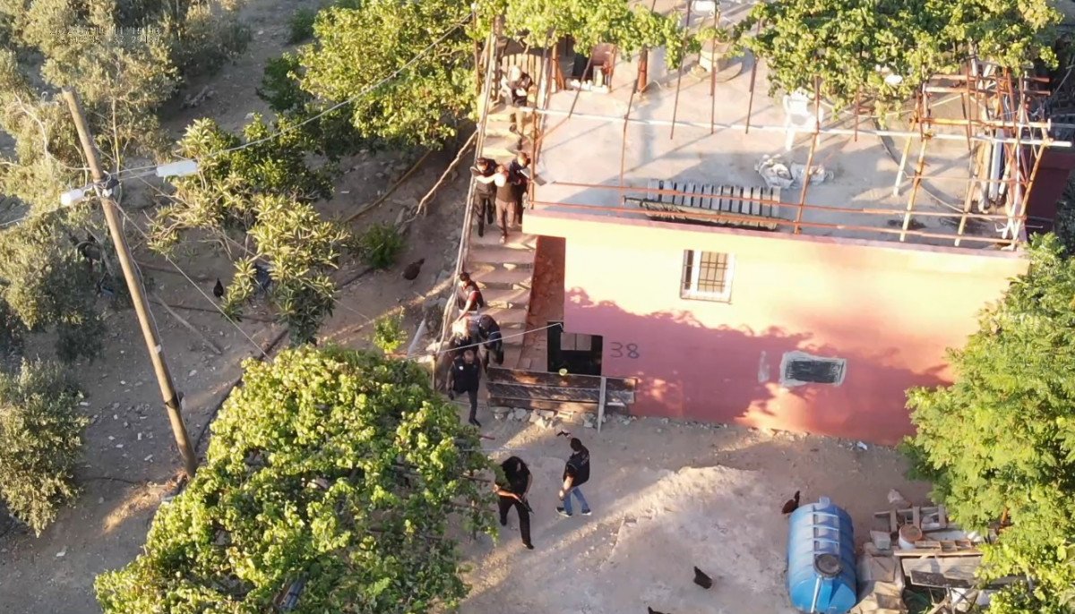 FETÖ’cü eski polisler, Adana’daki ormanda yakalandı #4