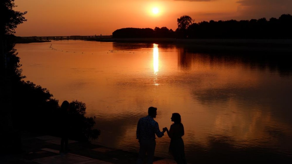 Meriç Nehri nde gün batımında oluşan kartpostallık görüntüler hayran bıraktı #1