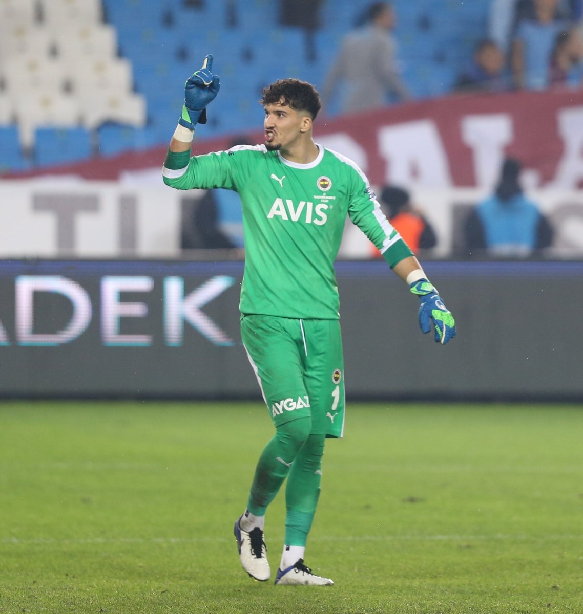Napoli den Altay Bayındır a da teklif geldi #1