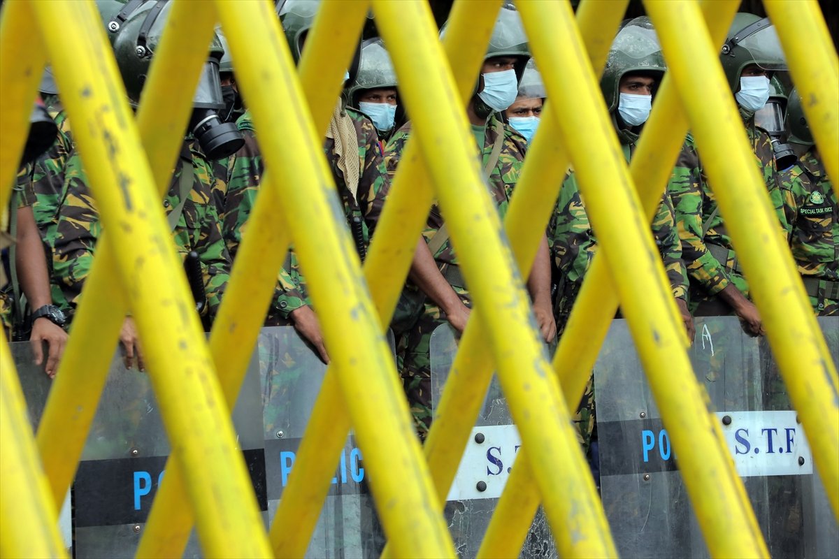 Intervention of demonstrators by security forces in Sri Lanka #2