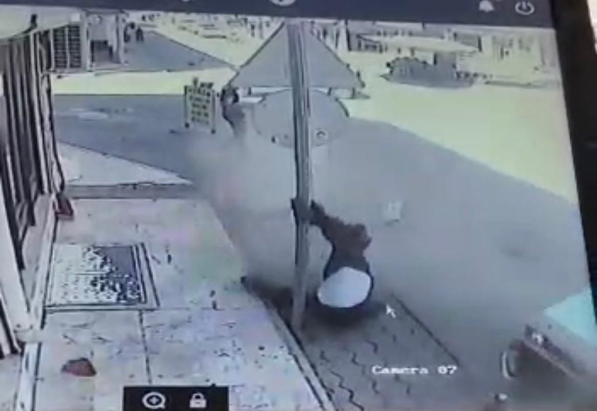Eskişehir de kaza yapan aracın çarptığı yaya metrelerce sürüklendi #2