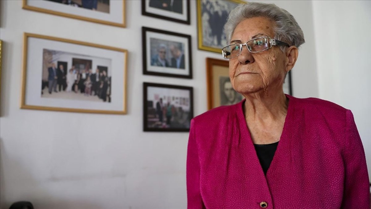 90 yaşındaki eğitim gönüllüsü Mahira öğretmen, Nekbe ve Nekse ye tanık oldu #1