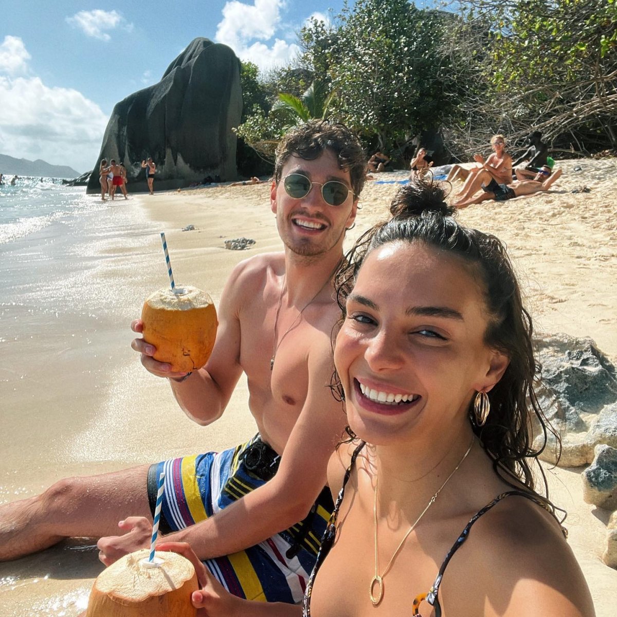 Ebru Şahin den balayı pozu #3