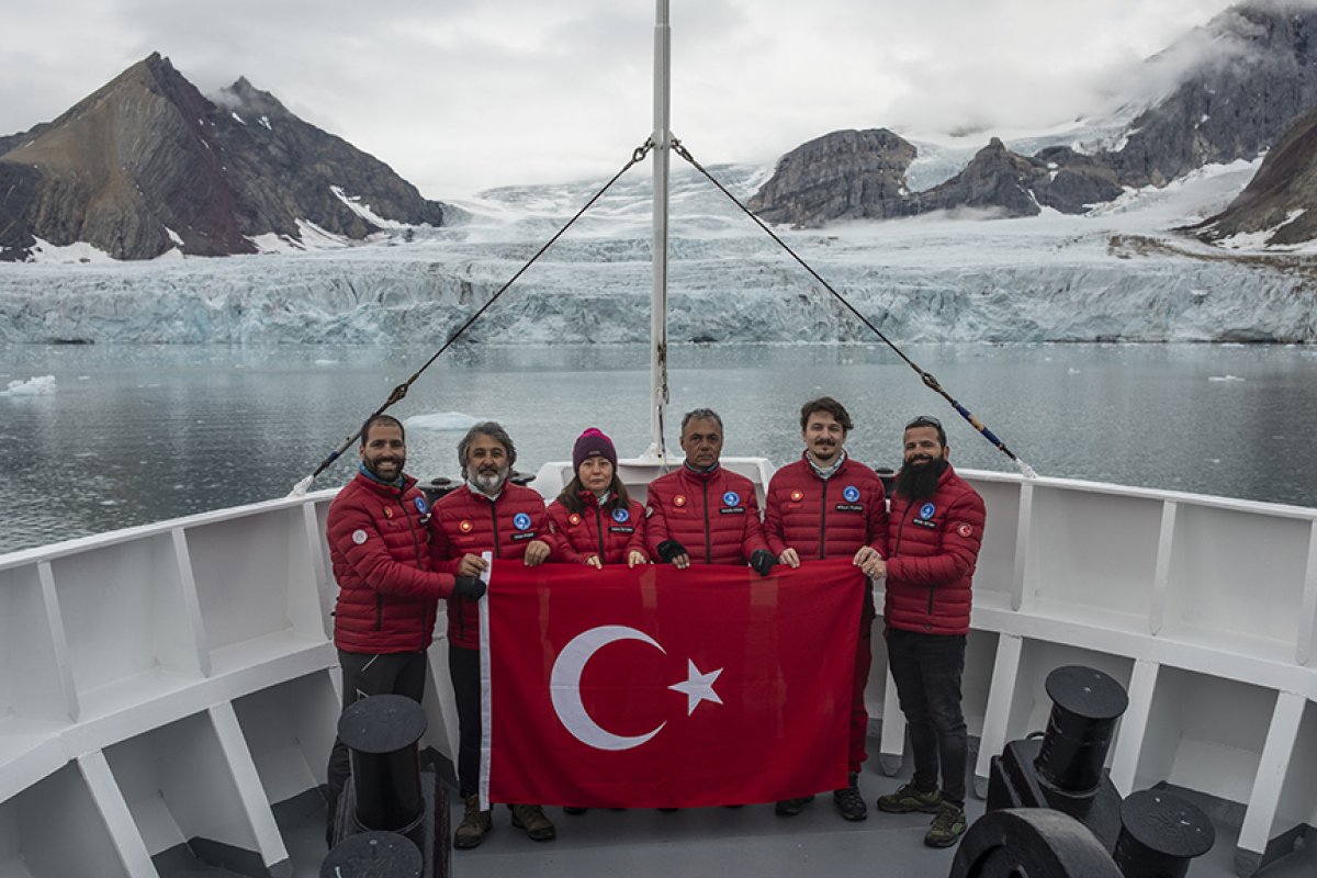 La deuxième expédition scientifique nationale dans l'Arctique de l'équipe turque a terminé #1