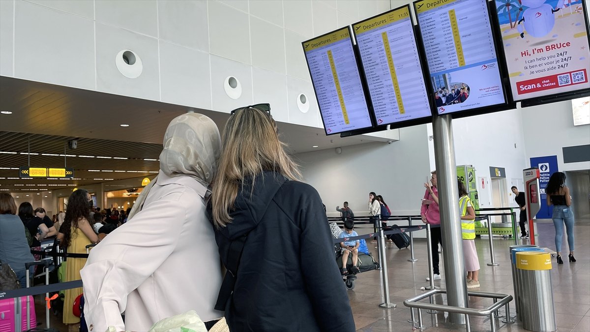 Lufthansa ground staff on strike: Busy at Brussels Airport #5