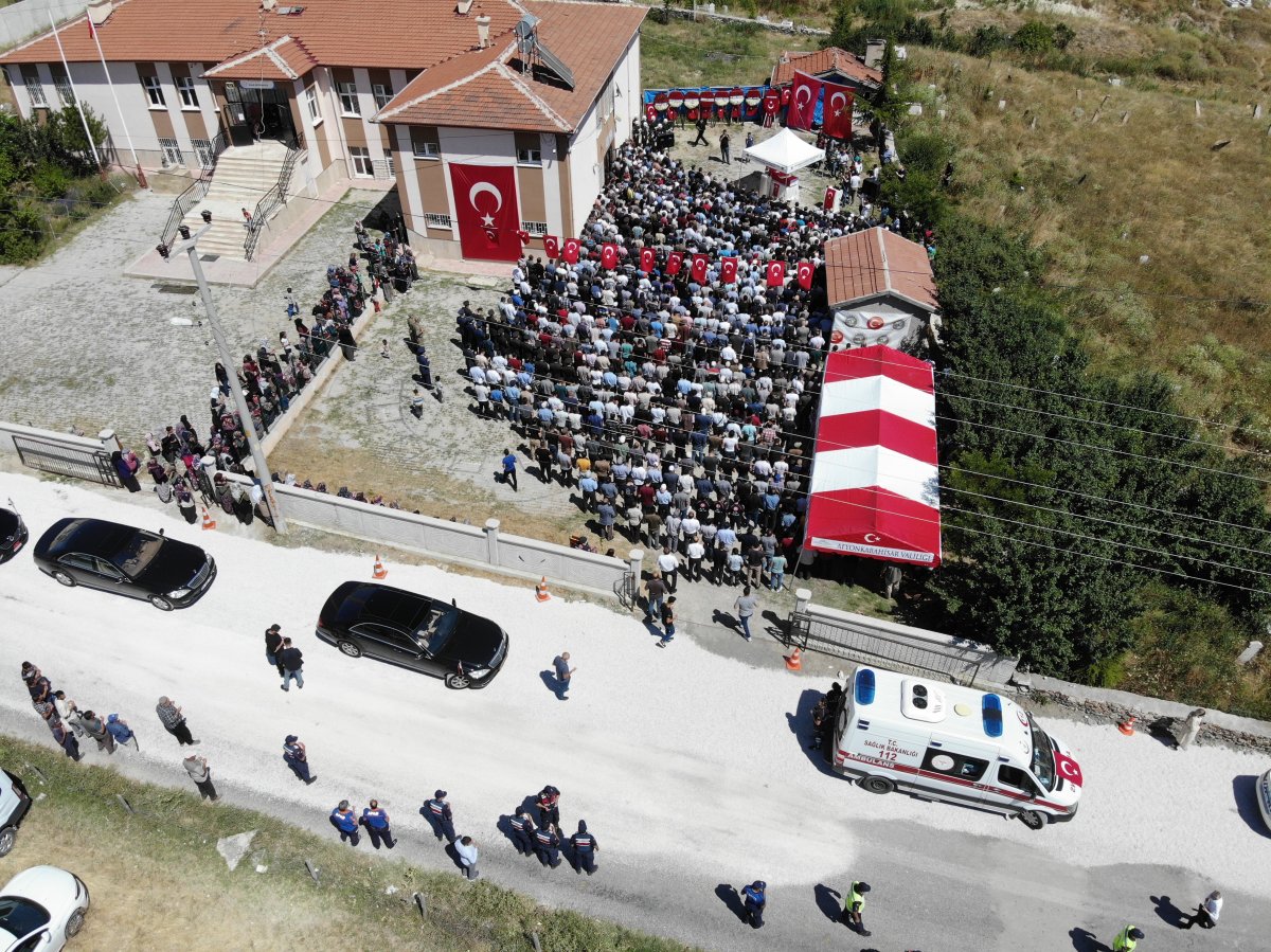 Afyonkarahisar şehit Cüneyt Taşyürek’i uğurladı #3