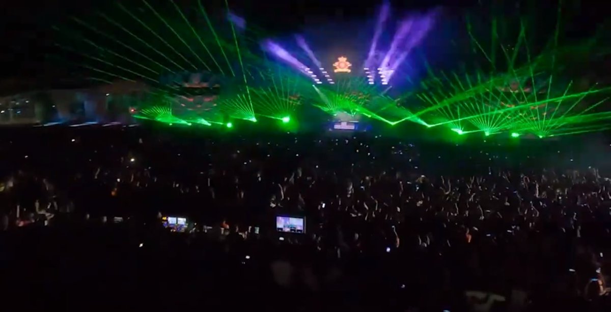 Doğubayazıt’ta 30 bin kişi konserde eğlendi #4