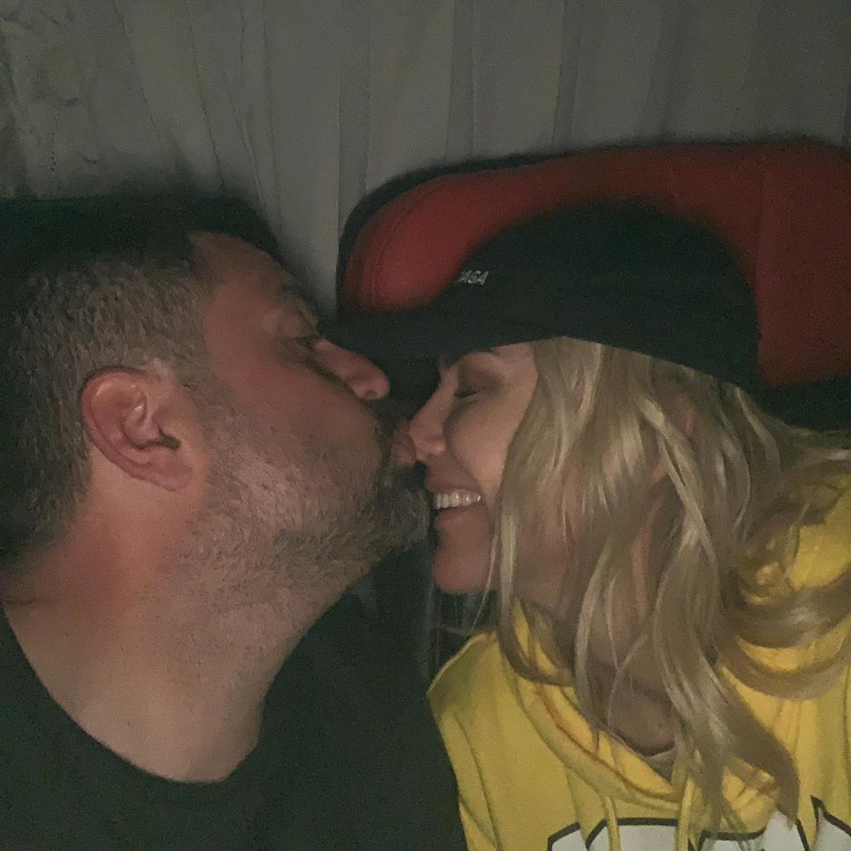 Korumas�z geziyorum!!