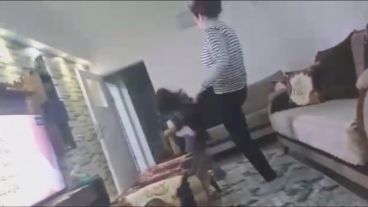 Arnavutköy de Suriyeli kadından çocuklarına şiddet #5