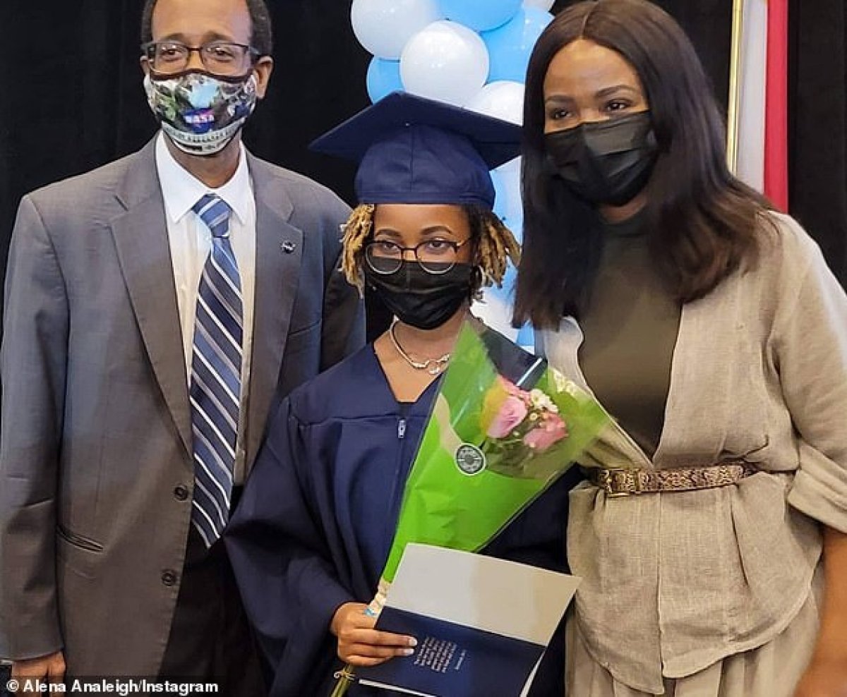 14-year-old girl accepted to medical school in the USA #3