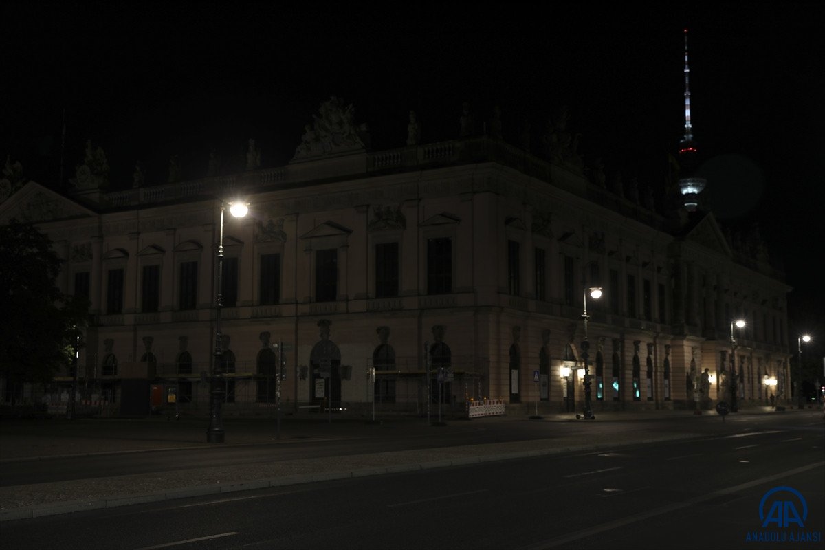 Electricity savings in Germany: Public buildings will not be illuminated at night #5