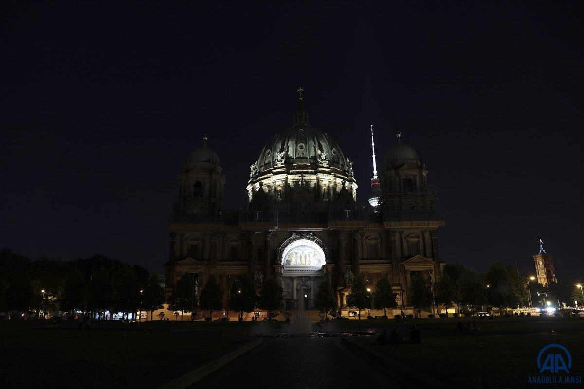 Electricity savings in Germany: Public buildings will not be illuminated at night #6