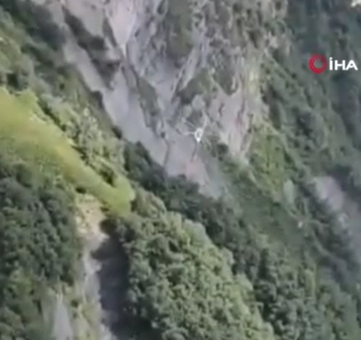 Gürcistan da helikopter kazası: 8 ölü #1