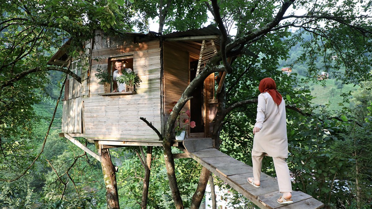 Rize de 20 metre yüksekte kendine ağaç ev yaptı #2
