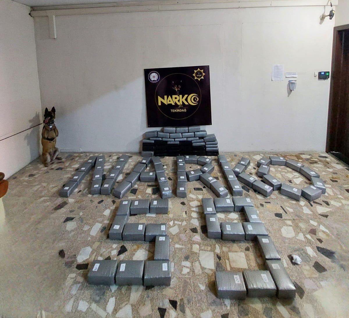 Tekirdağ da, 242 kilogram kokain bulunan operasyonun görüntüleri  #3