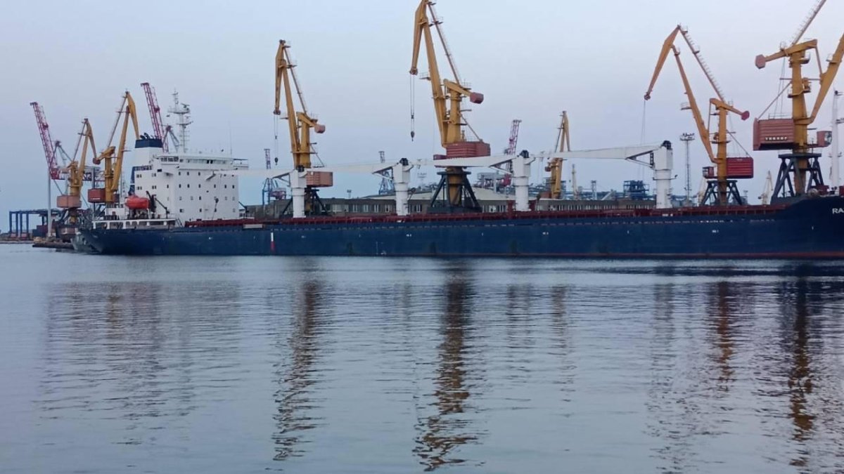 Ukrayna dan ilk tahıl gemisi Lübnan a gidiyor #1