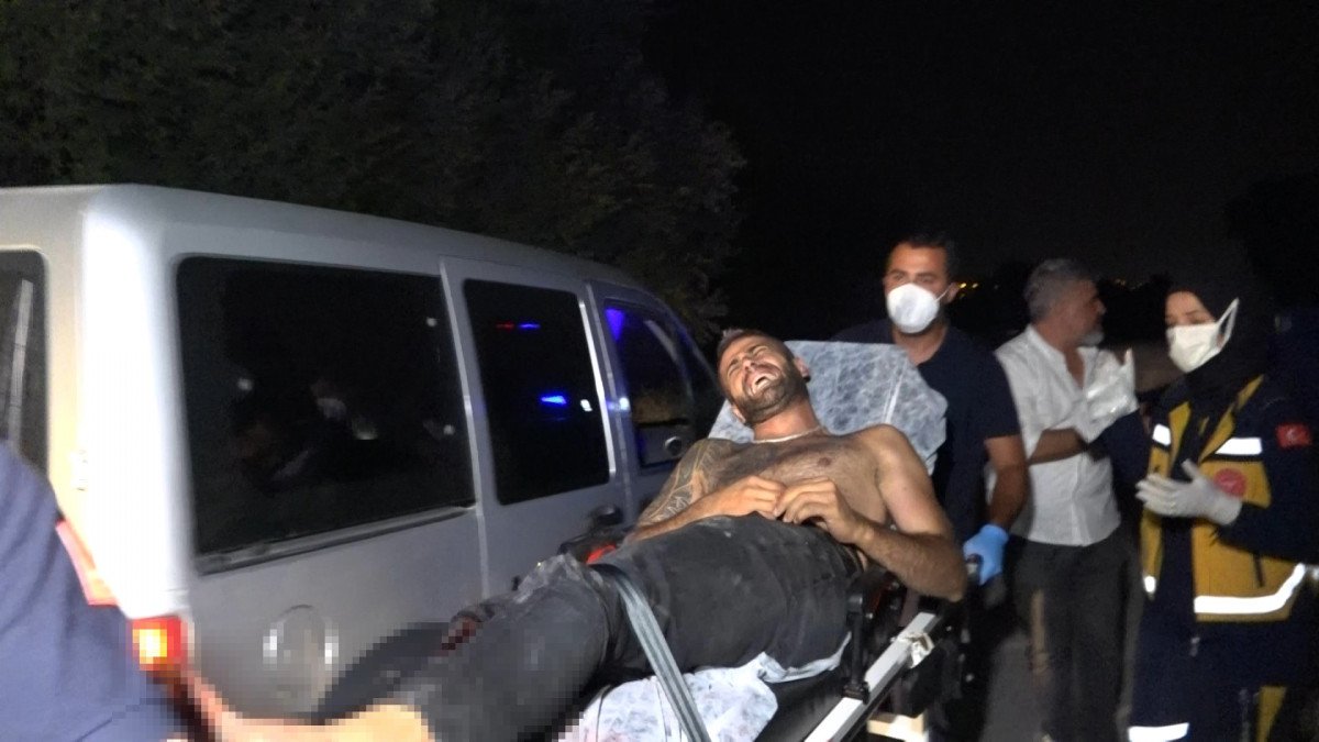 Bursa’da yaralı halde bulunan genç, güçlükle sakinleştirildi #2