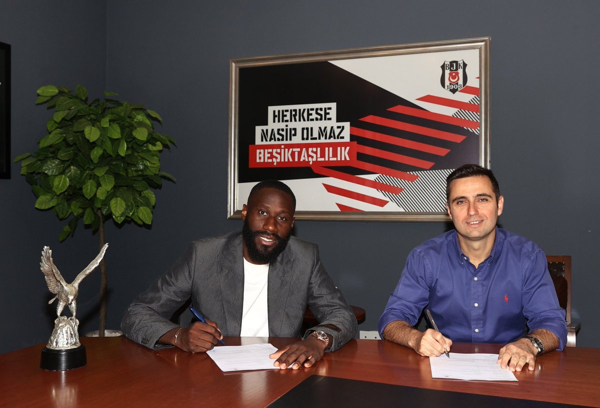 Arthur Masuaku resmen Beşiktaş ta #4