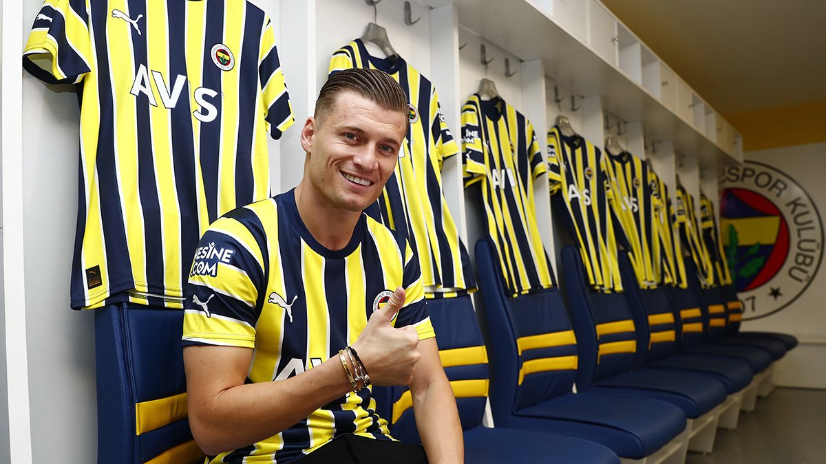 Fenerbahçe, Ezgjan Alioski nin transferi duyurdu #4