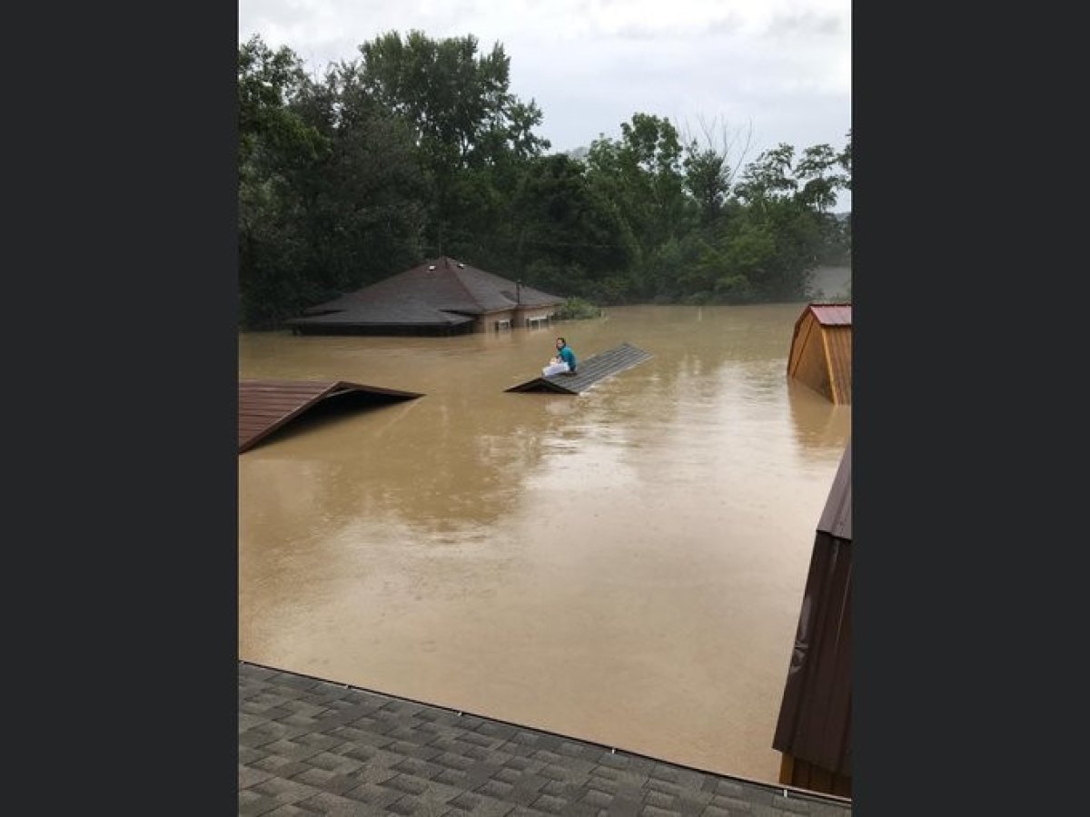 Loss of life increased to 35 in the flood disaster in the state of Kentucky, USA #2