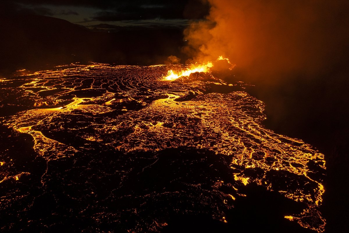 Volcano erupted in Iceland #7