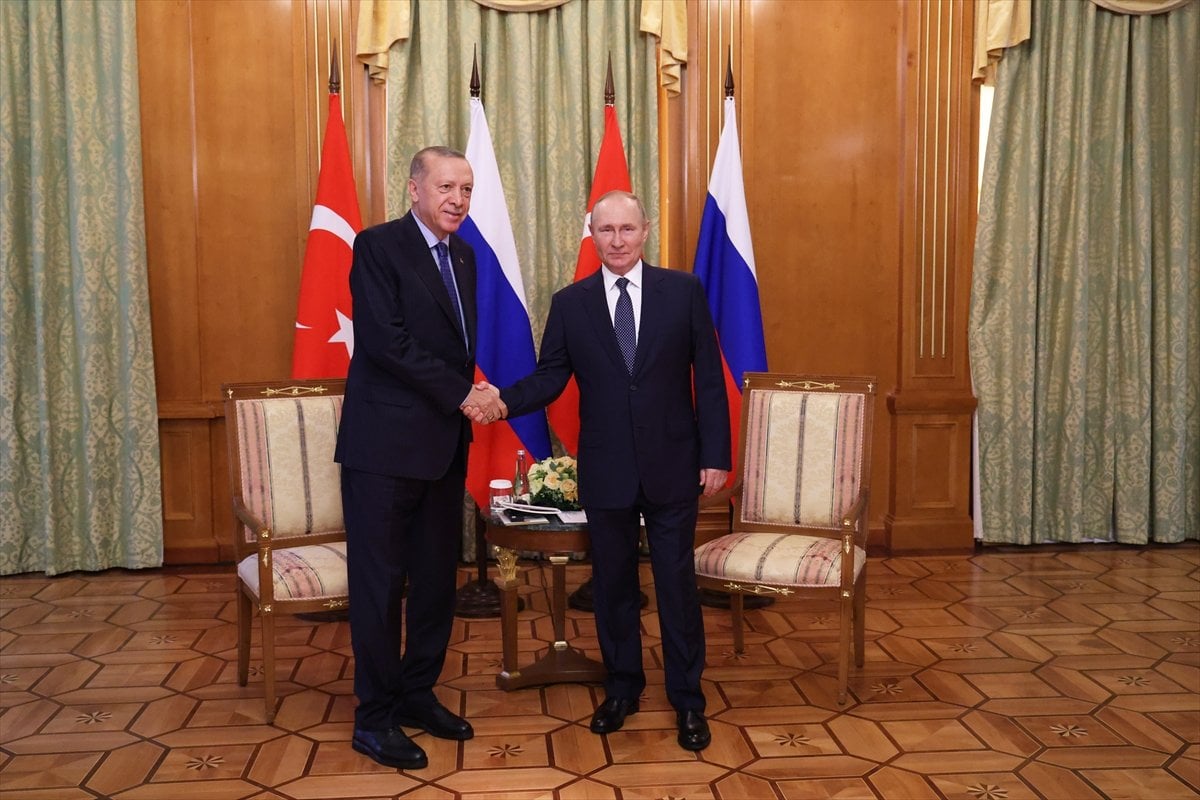 Cumhurbaşkanı Erdoğan ile Putin in Soçi deki görüşmesi dünya basınında #11