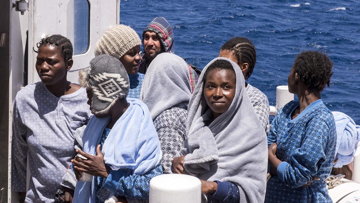 Lampedusa Island in Italy cannot bear the burden of irregular migrants #3