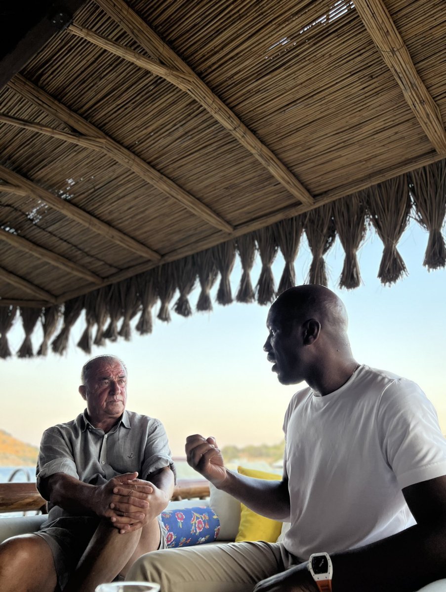 Didier Drogba: Fatih Terim in heykelini dikmelisiniz #4