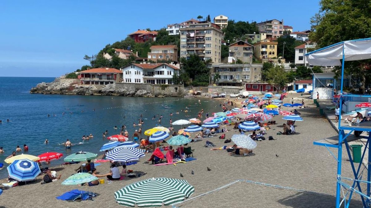 Tatilcilerin yeni gözdesi Kapuz Plajı, Akdeniz sahillerini aratmıyor #4