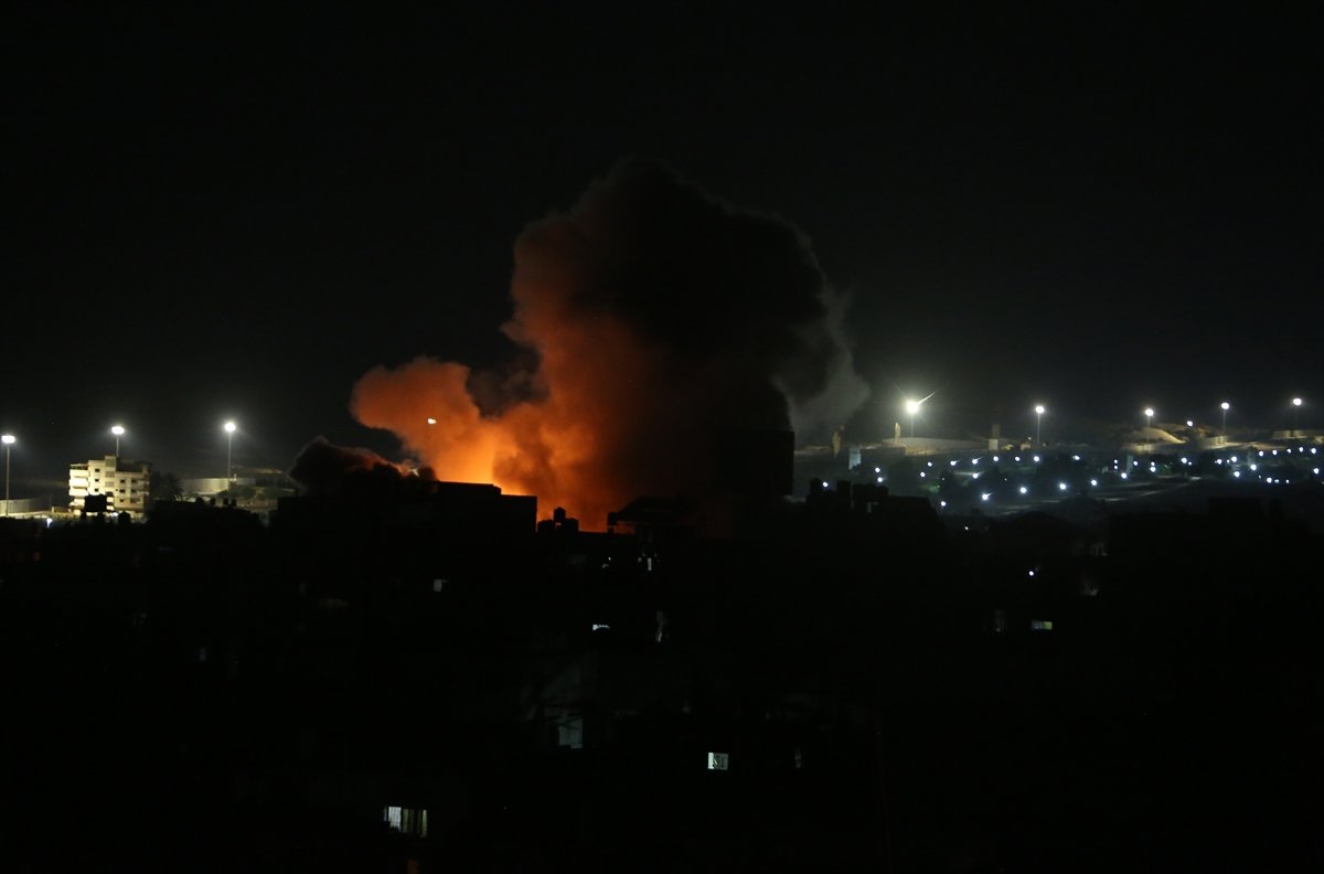 İsrail in Gazze ye saldırılarında can kaybı 24 e çıktı #6