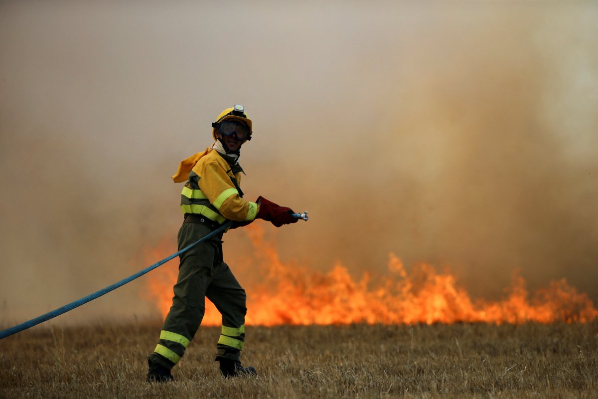 Spain battling the biggest fires of the century #4