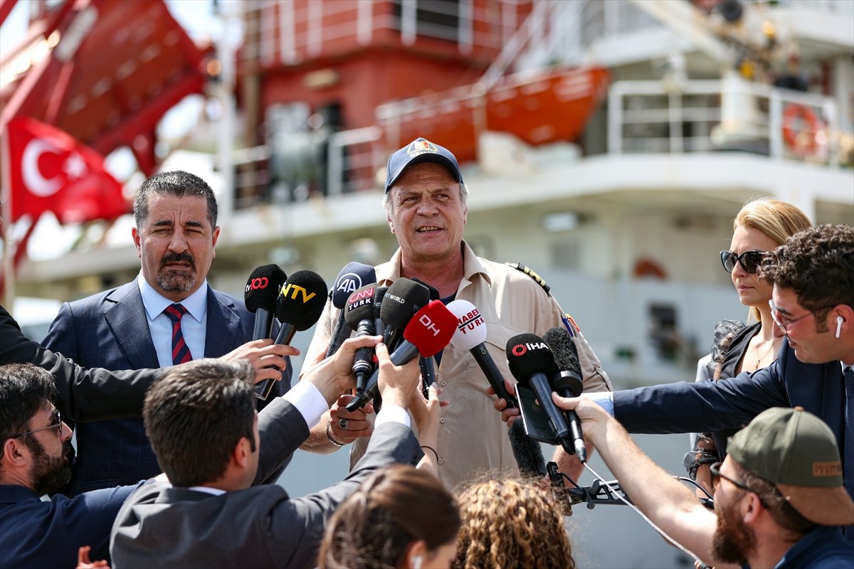 Türkiye ye gelen geminin kaptanı Alibeyler: Tüylerim diken diken oldu #2