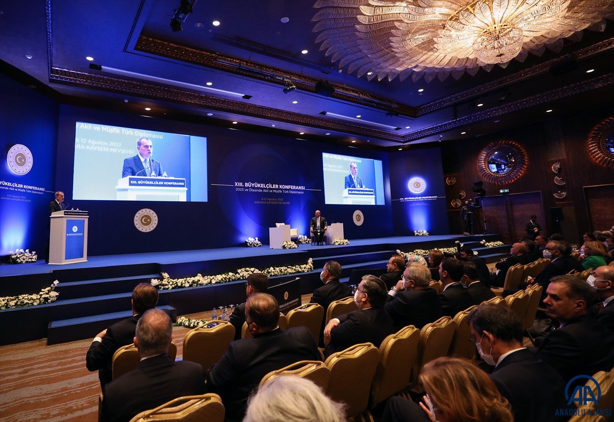 Azerbaycan Dışişleri Bakanı Bayramov: 'Türkiye diplomaside de yeniliklerin öncüsü' #4