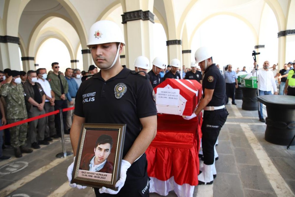 15 Temmuz gazisi Mehmet Alpaslan şehit düştü #2