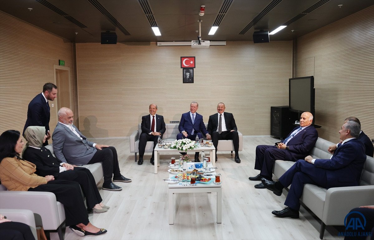 Cumhurbaşkanı Erdoğan, 5. İslami Dayanışma Oyunları na katılan ülkelerin lideriyle buluştu #3