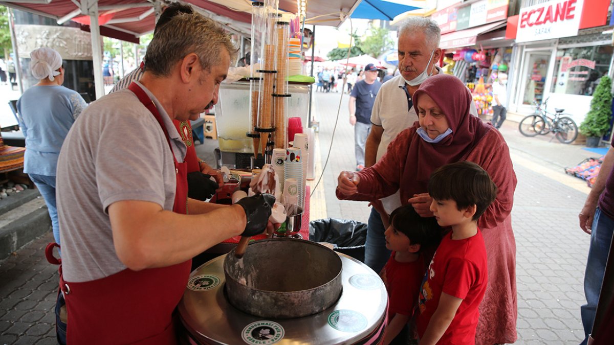 Giresun un 200 yıllık tescilli Görele dondurması hayır için dağıtılıyor #2