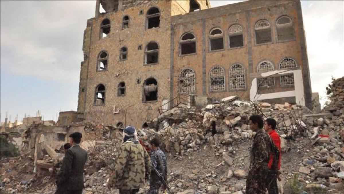 Yemen de  çatışmalarda 6 sivil yaşamını yitirdi #3