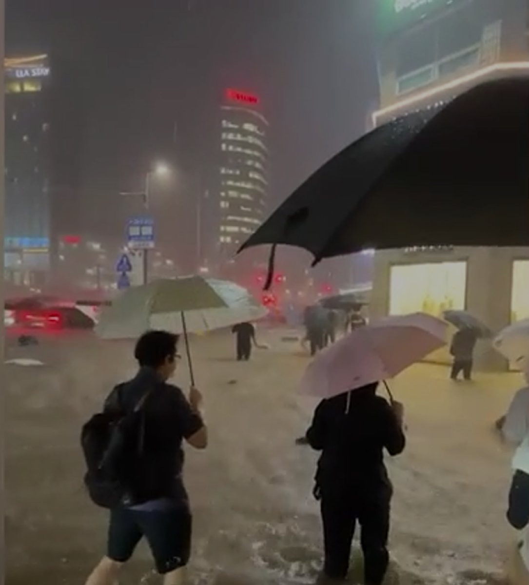 Heavy rains killed in South Korea #2