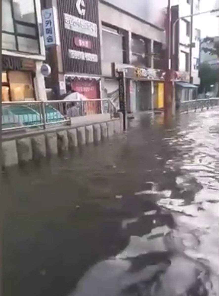 Heavy rains killed in South Korea #3