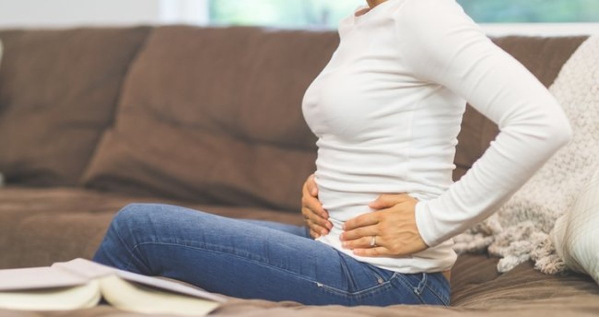 Kadınlarda sol kasık ağrısı neden olur? Hamilelik belirtisi midir? #1