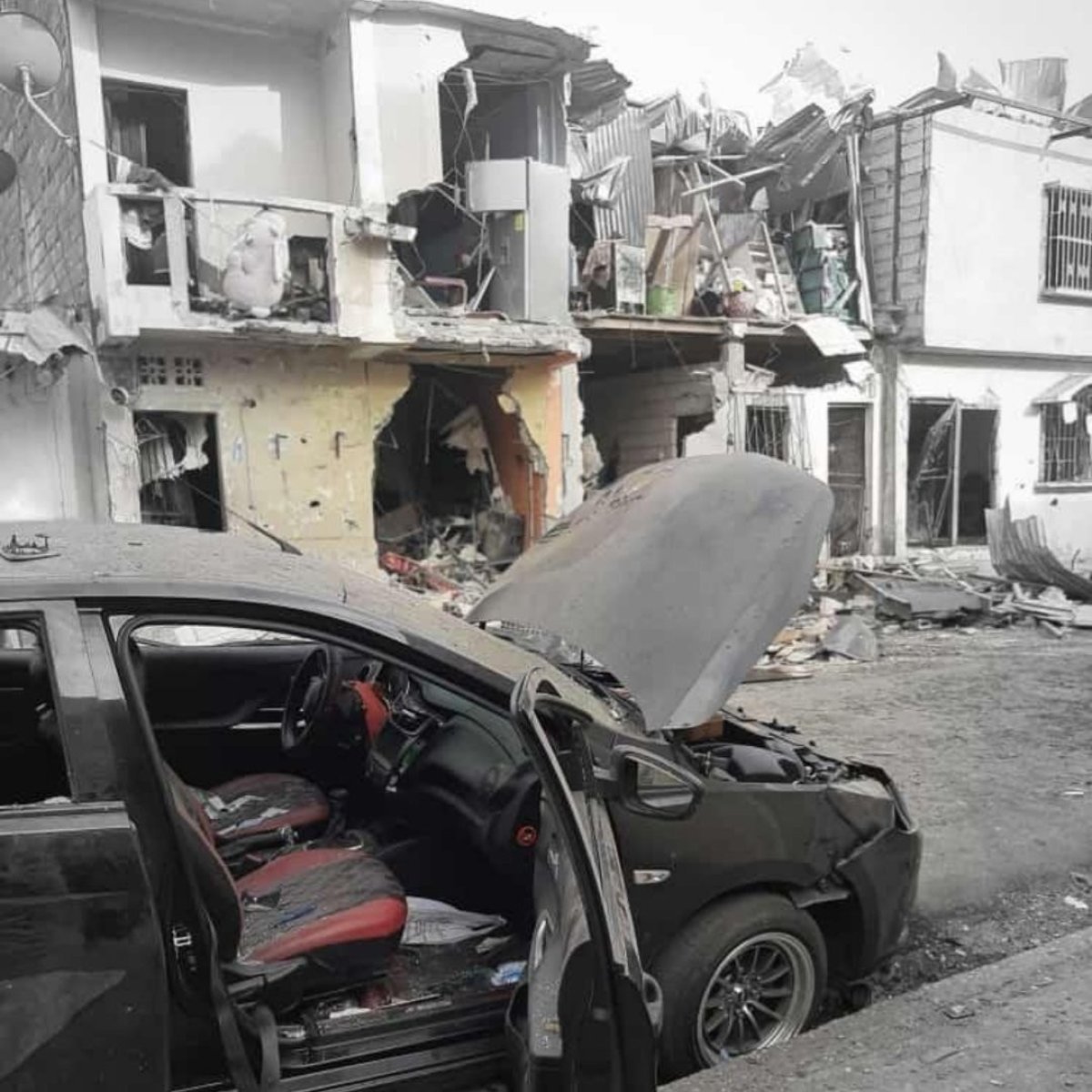 Ekvador da patlama meydana geldi: 5 ölü, 16 yaralı #3
