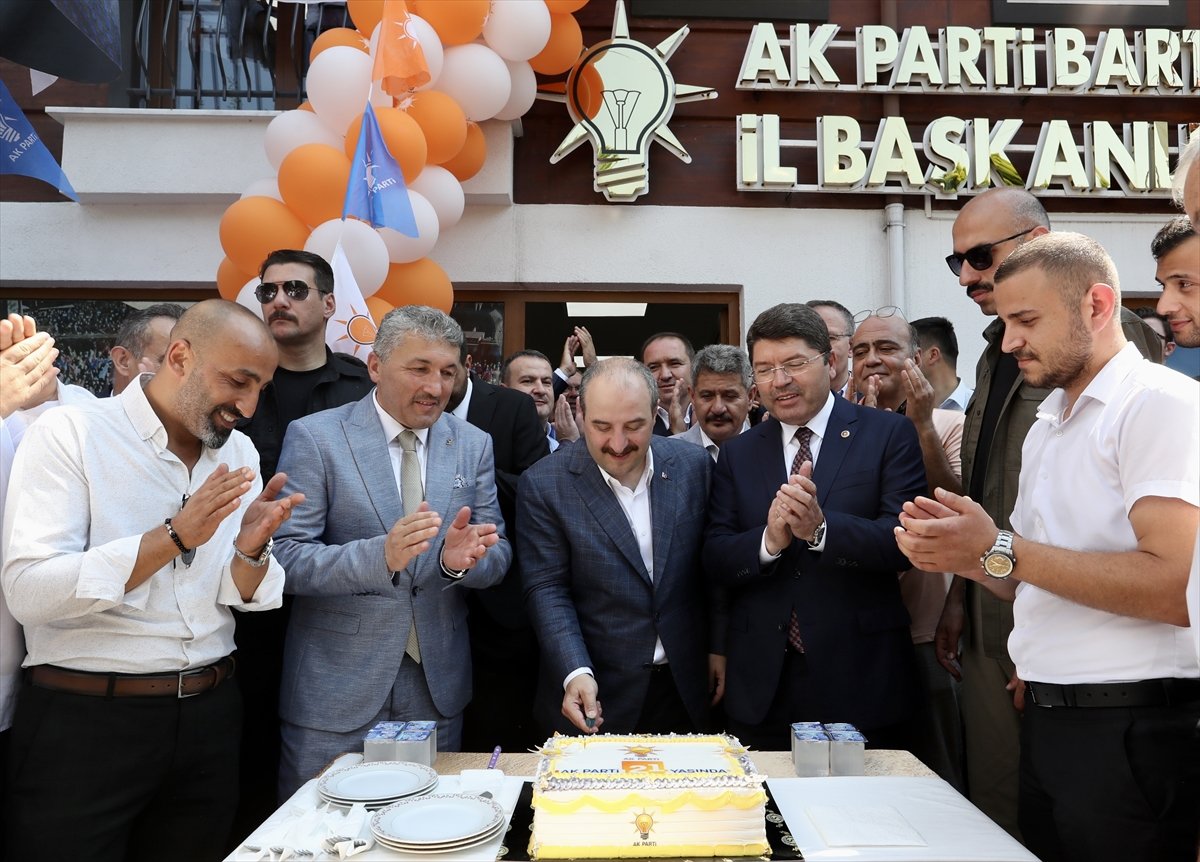 Mustafa Varank: Türkiye, uzay yarışından geri kalmamalı #10