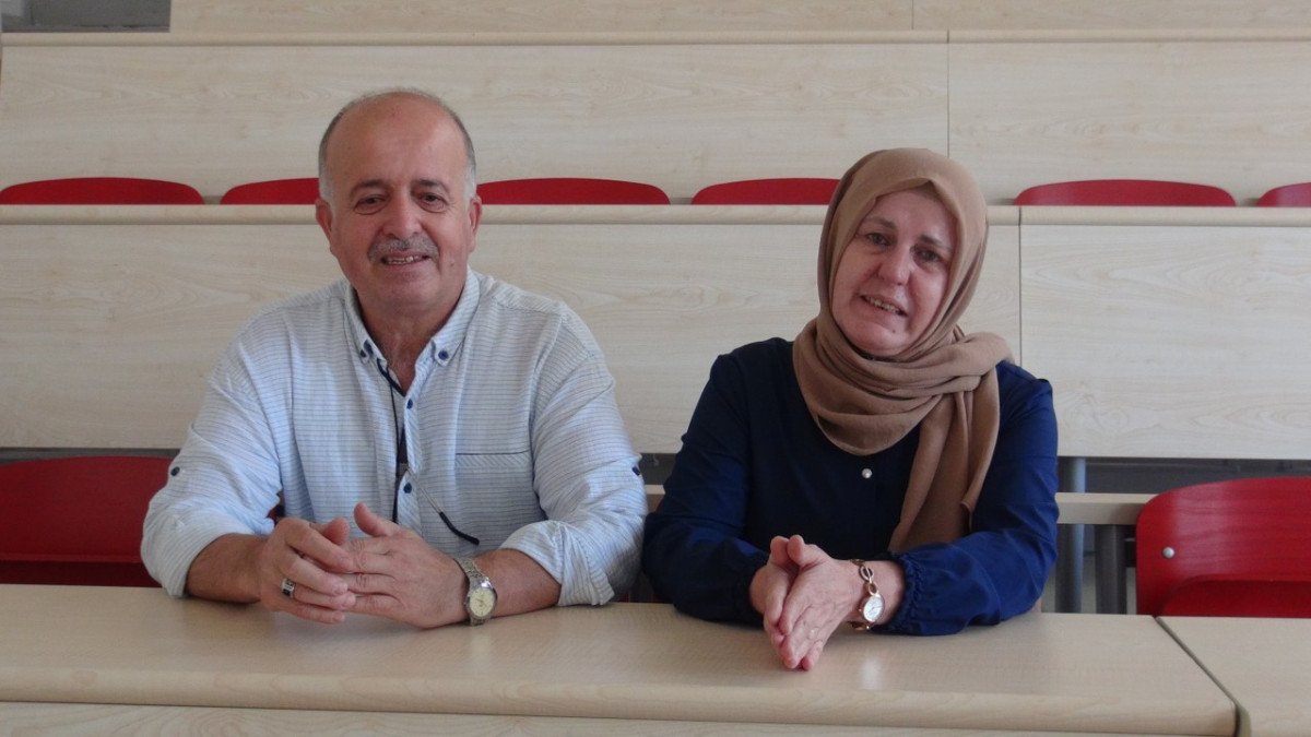 Niğde de iki torun sahibi çift, aynı üniversitenin aynı bölümüne yerleşti #1