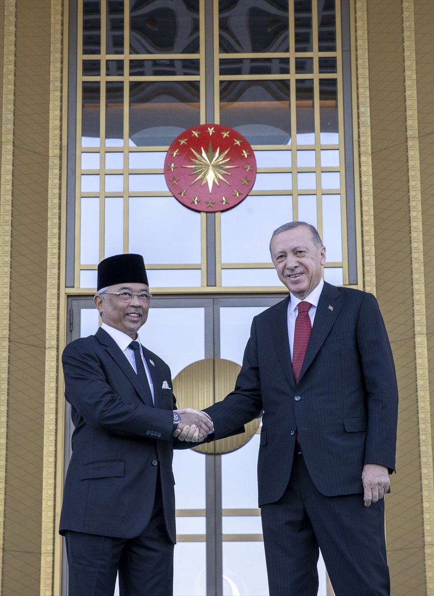 Cumhurbaşkanı Erdoğan, Malezya Kralı nı resmi törenle karşıladı #4
