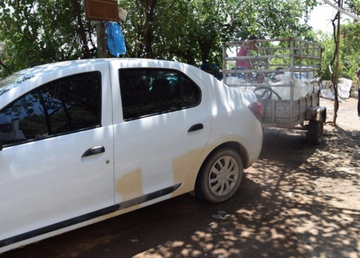 Antalya da denize gidemeyen çocuklar için römorku havuza çevirdiler #4