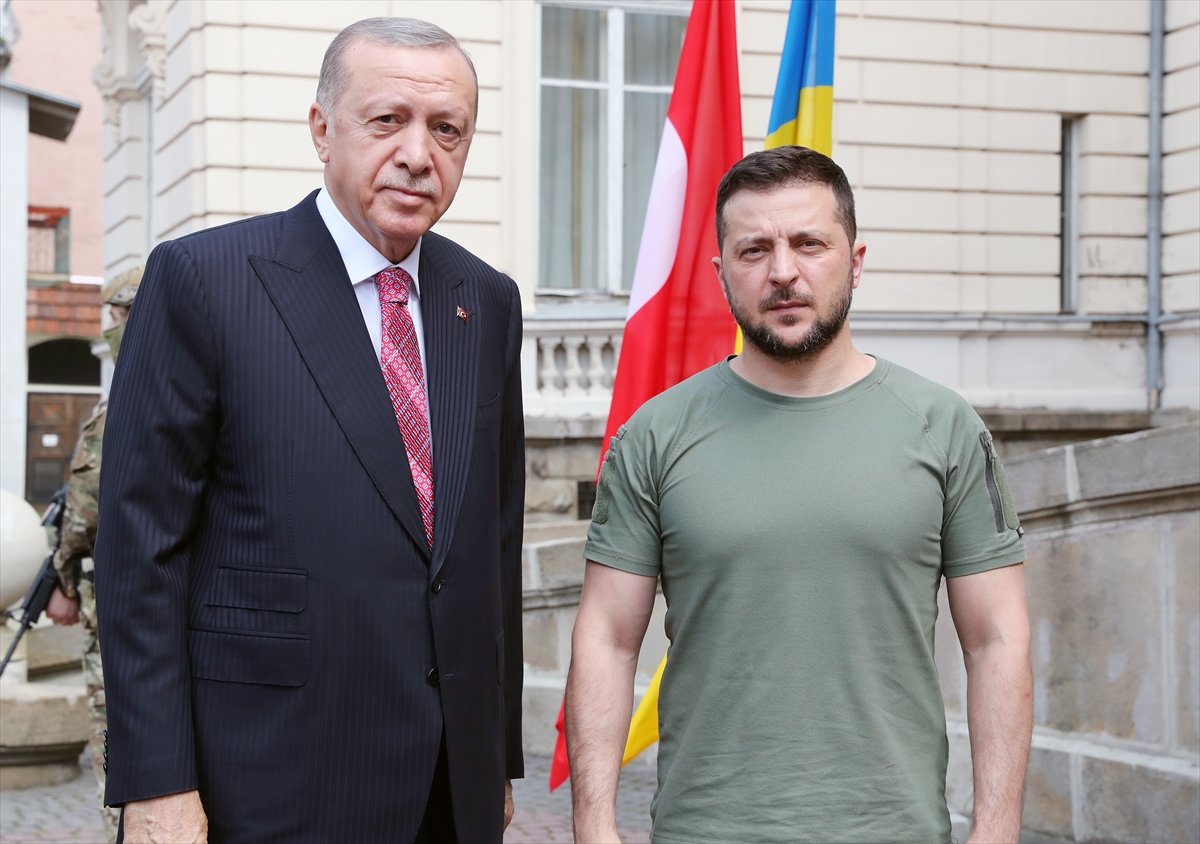 Cumhurbaşkanı Erdoğan, mevkidaşı Zelensky ile buluştu  #2